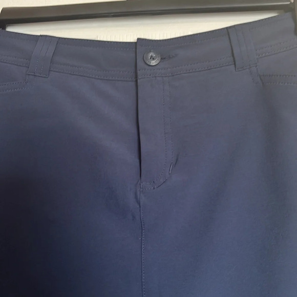 Eddie Bauer women’s navy blue athletic skort size 8 - Picture 2 of 9